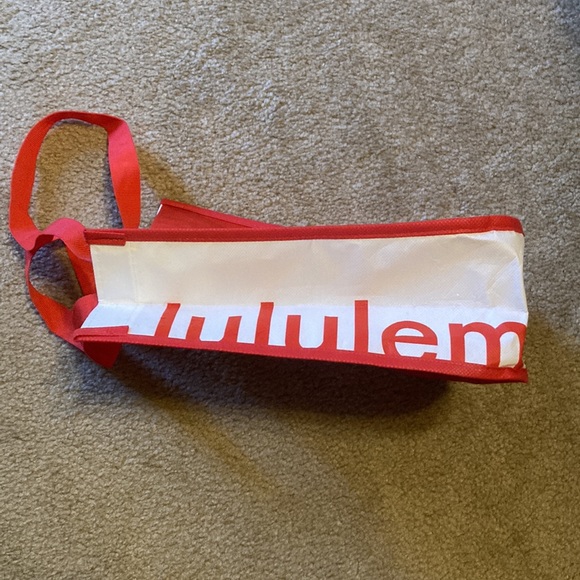 Small Lululemon Reusable Bag - Picture 2 of 4